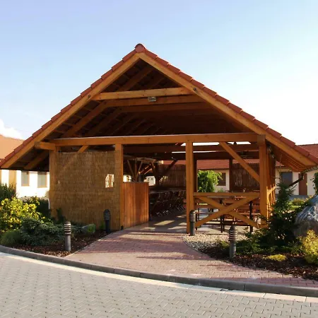 Kobero Hotel Ricany (South Moravian)