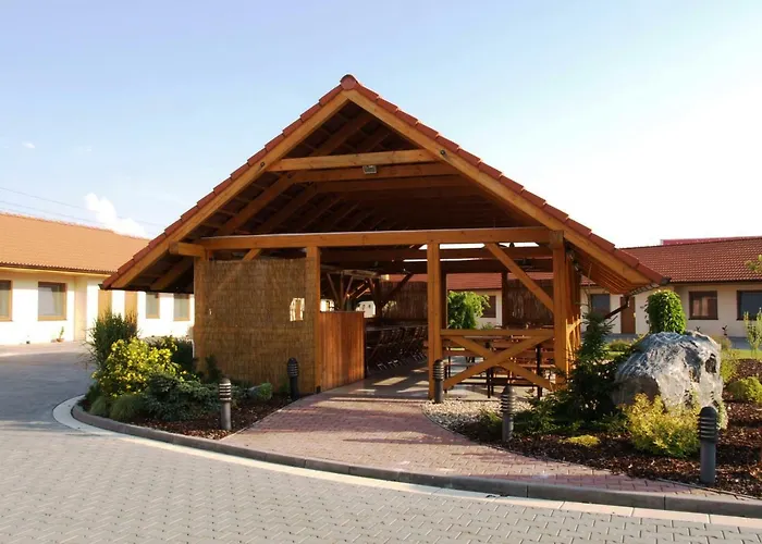 Kobero Hotel Ricany (South Moravian)